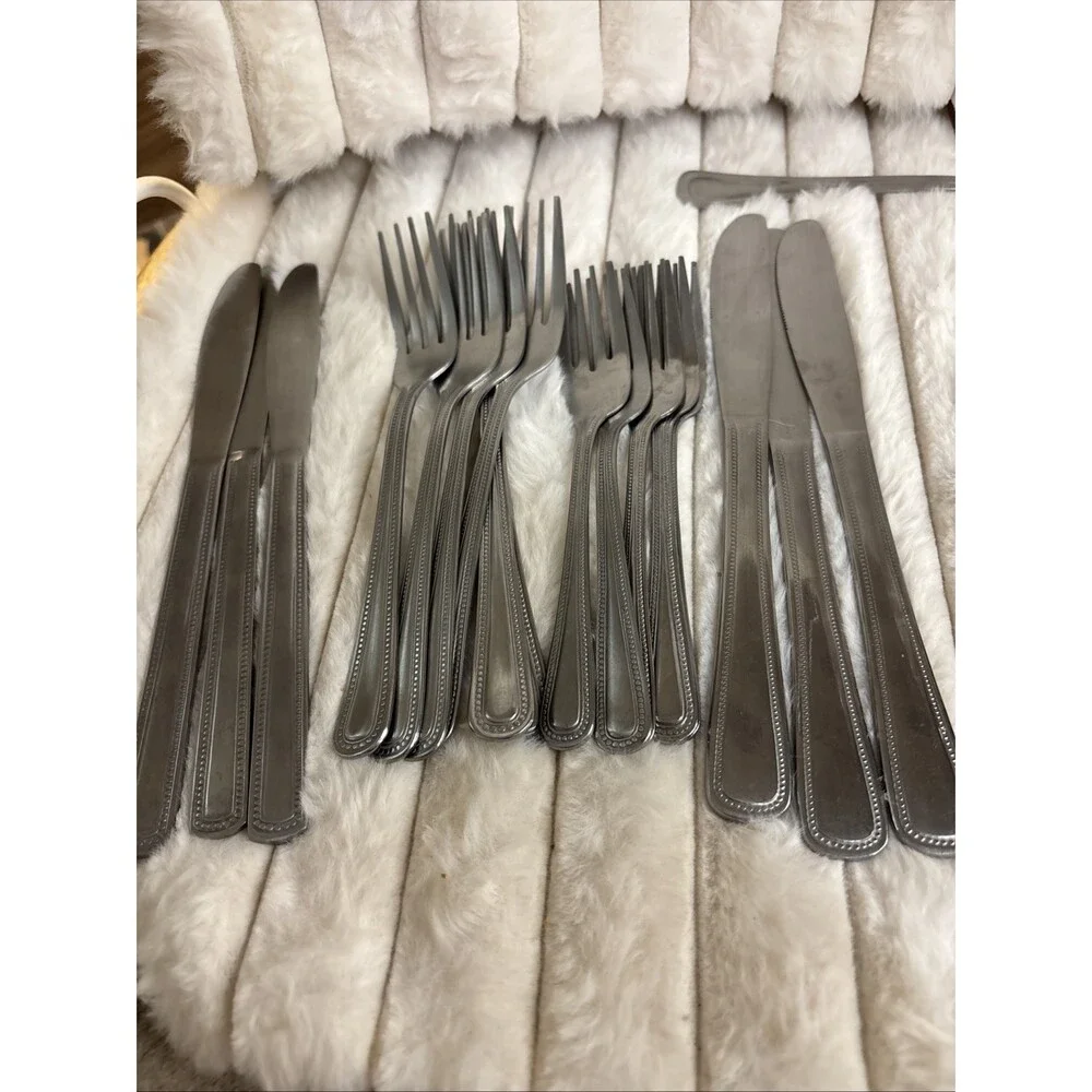 26 Pc Lot Double Beaded Pearl Stainless Flatware Set - Mixed Spoons Knives Forks